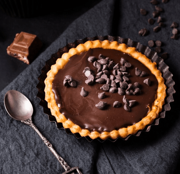 No-Bake Chocolate Pie